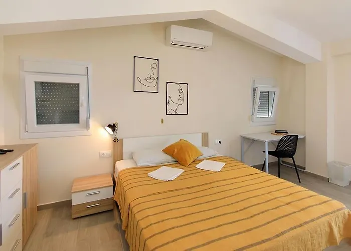 Glaros Premium Deluxe House *